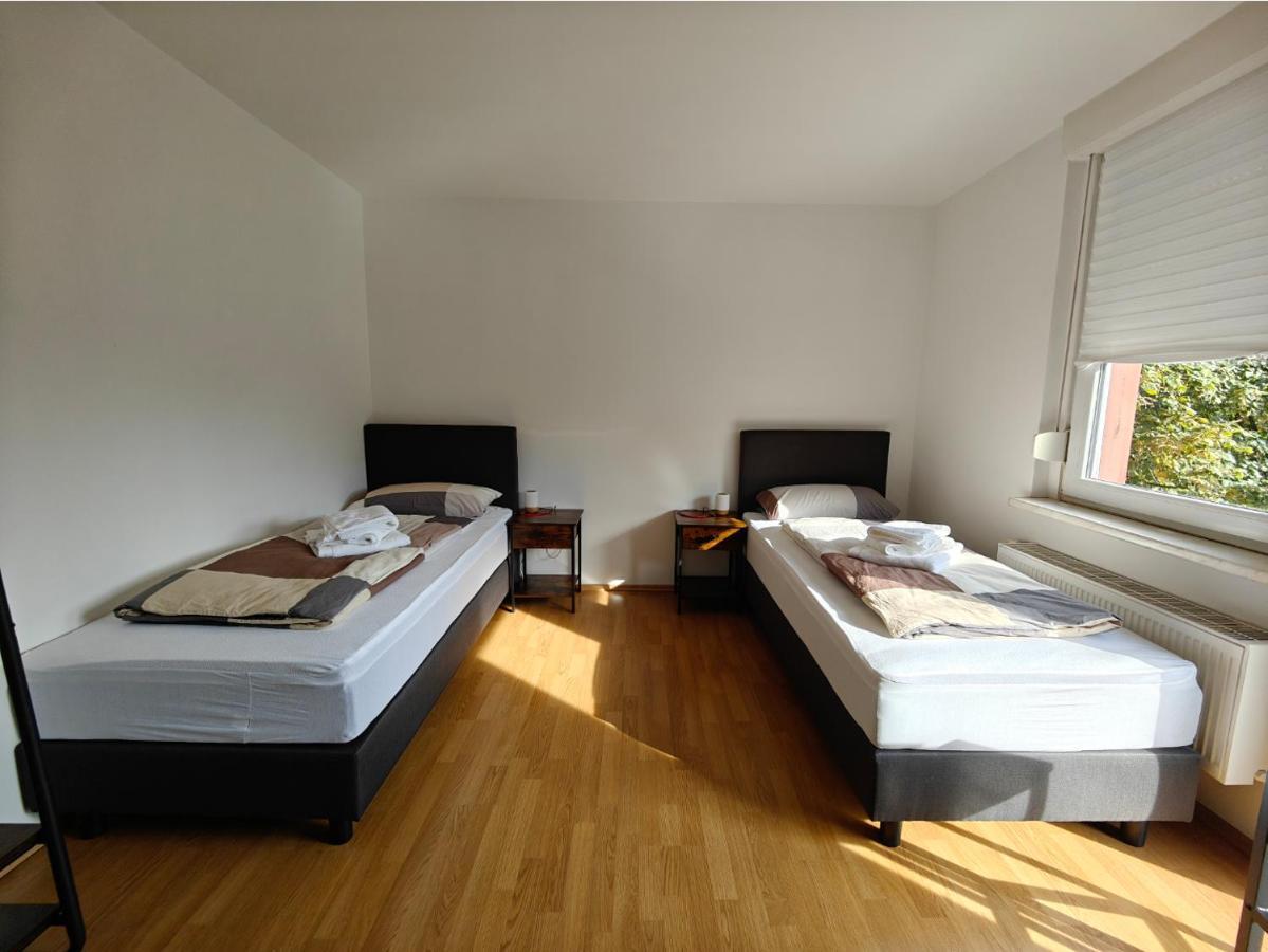 2Br Apartment, Parking, Wi-Fi, Tv In Berlin Karow エクステリア 写真